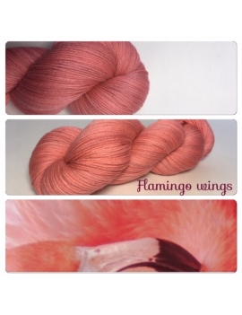 "Flamingo Wings" Fil Fingering 100% Mérinos