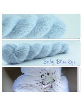 "Baby Blue Eye" Fil fingering 100 % Angora Français