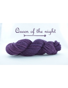 "Queen of the Night" Super Bulky 100 % Baby Alpaca Yarn