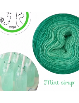 "Mint Sirup" Single Fingering Merino (long gradient yarn cake)