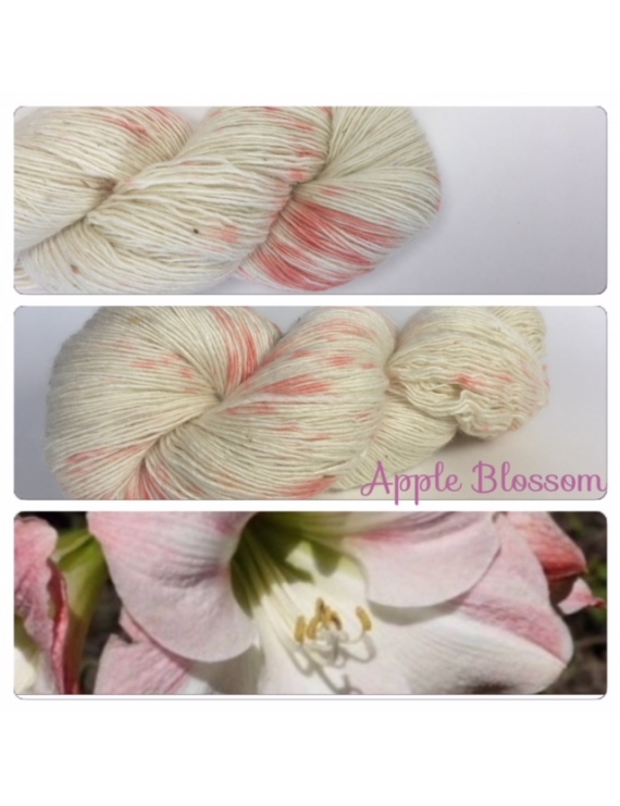 "Apple Blossom" Single fingering Alpaga Seacell