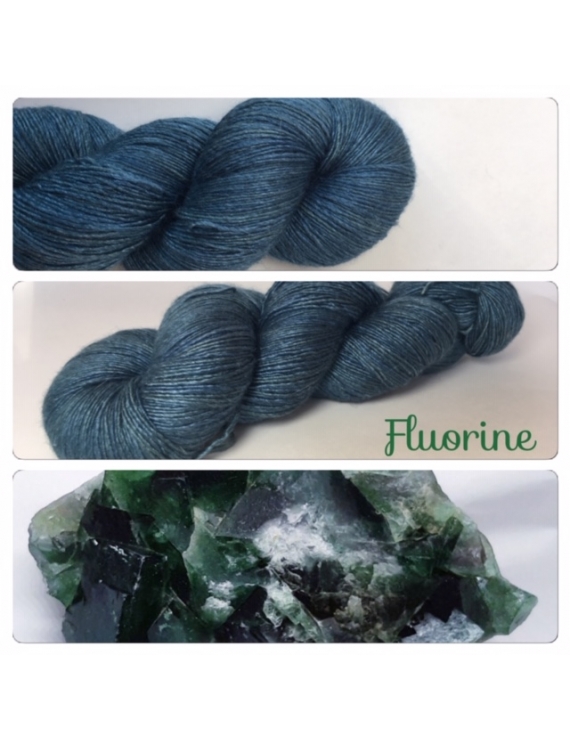 "Fluorine" Fil Single Fingering Mérinos et Soie