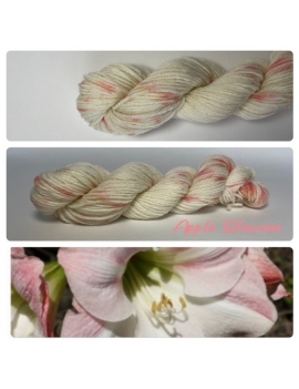 "Apple Blossom"  Fil Mérinos Alpaga & Nylon